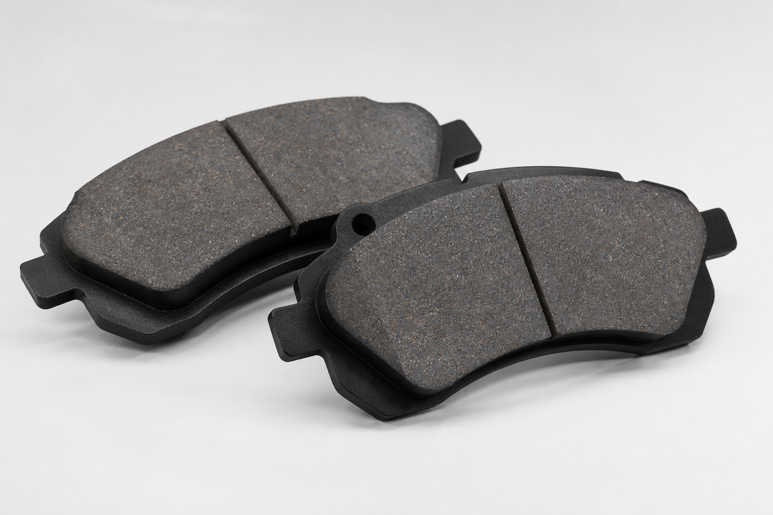 Ceramic brake pad set